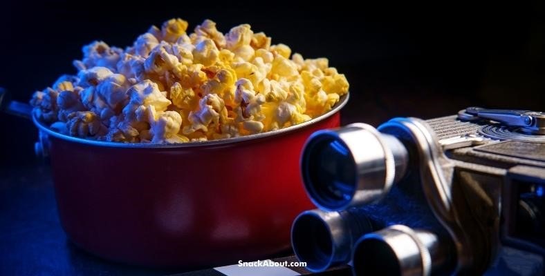 is movie theater popcorn white or yellow